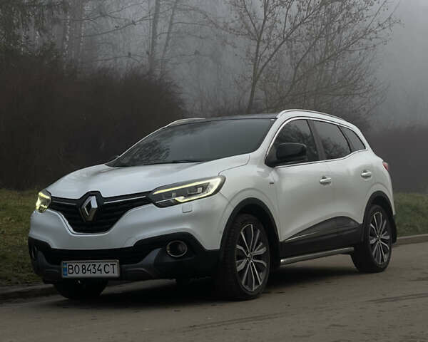 Белый Рено Kadjar, объемом двигателя 1.46 л и пробегом 270 тыс. км за 16400 $, фото 1 на Automoto.ua