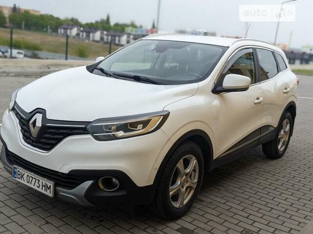 Білий Рено Kadjar, об'ємом двигуна 1.6 л та пробігом 292 тис. км за 14850 $, фото 5 на Automoto.ua