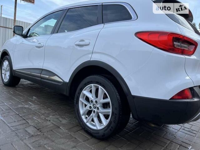 Белый Рено Kadjar, объемом двигателя 1.46 л и пробегом 83 тыс. км за 16000 $, фото 17 на Automoto.ua