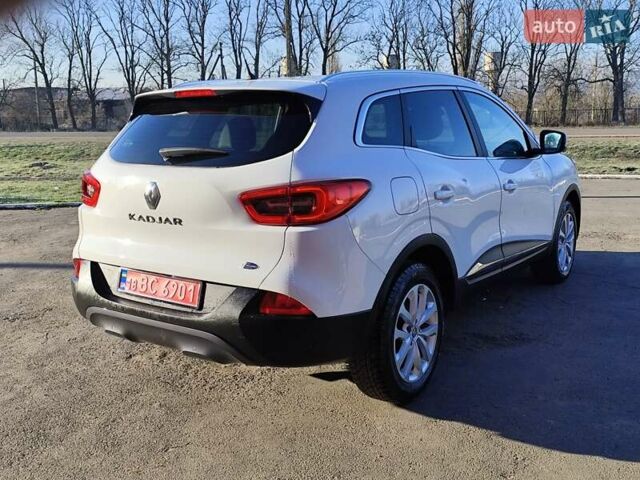 Белый Рено Kadjar, объемом двигателя 1.6 л и пробегом 119 тыс. км за 16300 $, фото 4 на Automoto.ua