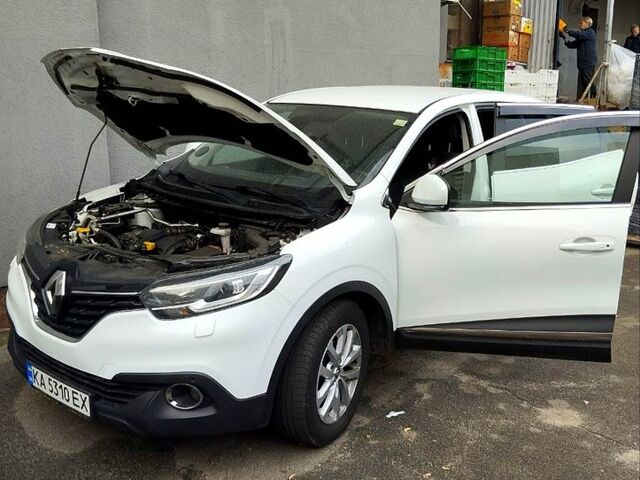 Белый Рено Kadjar, объемом двигателя 1.5 л и пробегом 227 тыс. км за 15400 $, фото 4 на Automoto.ua