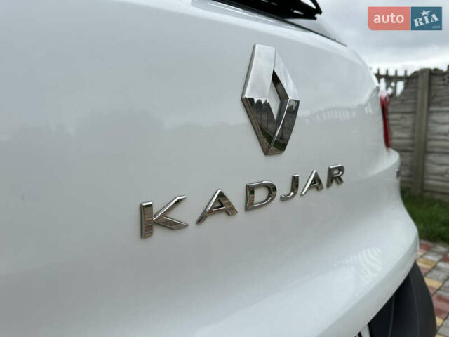 Білий Рено Kadjar, об'ємом двигуна 1.6 л та пробігом 210 тис. км за 13799 $, фото 19 на Automoto.ua