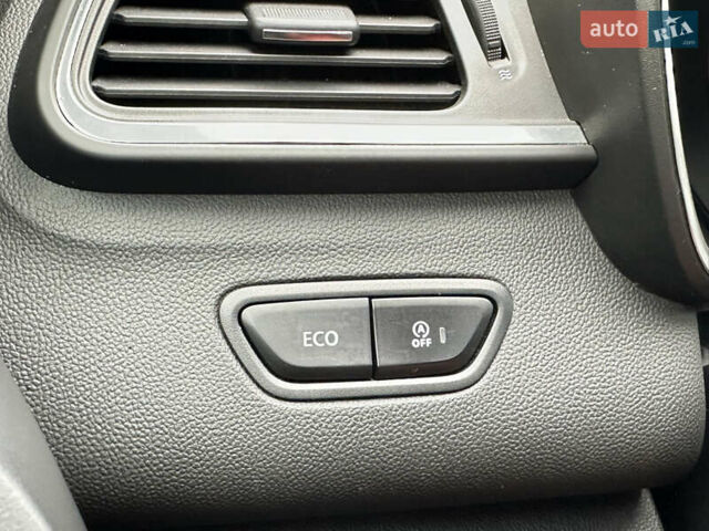 Білий Рено Kadjar, об'ємом двигуна 1.6 л та пробігом 210 тис. км за 13799 $, фото 40 на Automoto.ua