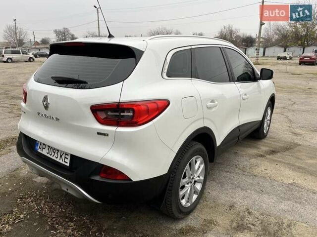 Білий Рено Kadjar, об'ємом двигуна 1.46 л та пробігом 162 тис. км за 16750 $, фото 1 на Automoto.ua