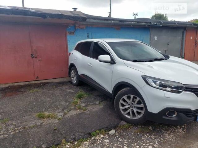 Білий Рено Kadjar, об'ємом двигуна 1.6 л та пробігом 174 тис. км за 16499 $, фото 6 на Automoto.ua