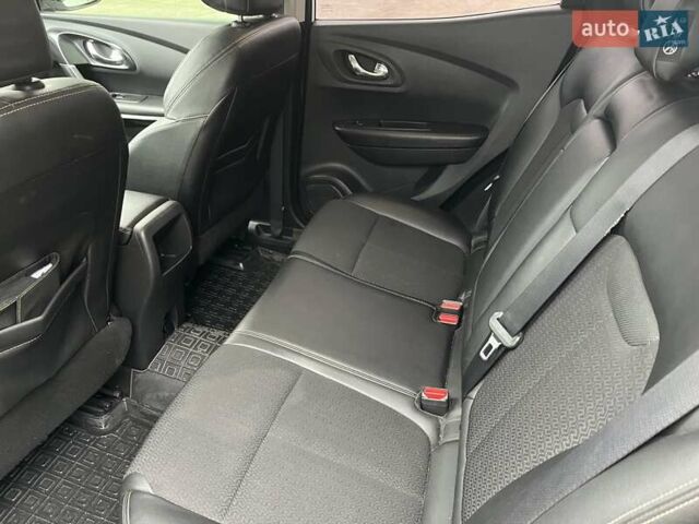Білий Рено Kadjar, об'ємом двигуна 1.46 л та пробігом 162 тис. км за 16750 $, фото 11 на Automoto.ua
