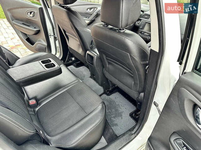 Білий Рено Kadjar, об'ємом двигуна 1.6 л та пробігом 210 тис. км за 13799 $, фото 27 на Automoto.ua
