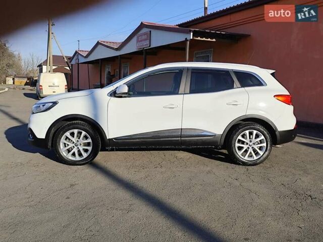 Белый Рено Kadjar, объемом двигателя 1.6 л и пробегом 119 тыс. км за 16300 $, фото 7 на Automoto.ua