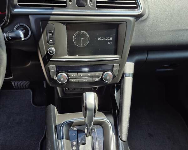 Белый Рено Kadjar, объемом двигателя 1.46 л и пробегом 177 тыс. км за 16600 $, фото 15 на Automoto.ua