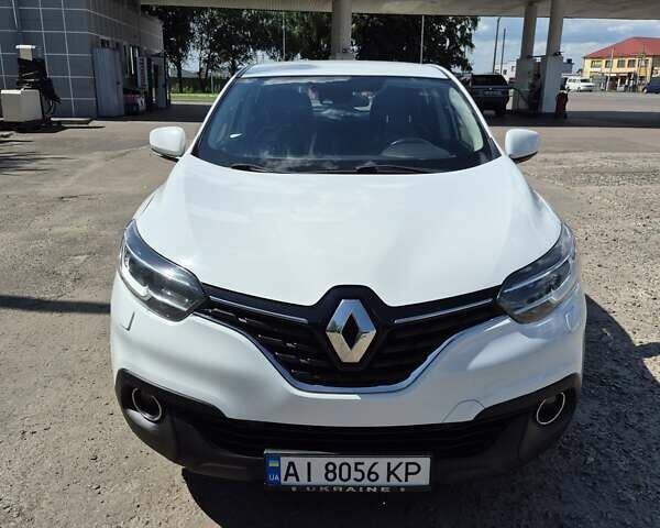Белый Рено Kadjar, объемом двигателя 1.46 л и пробегом 177 тыс. км за 16600 $, фото 1 на Automoto.ua
