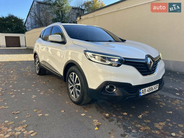 Рено Kadjar 2016 в Виннице на Automoto.ua Белый Рено Kadjar, объемом двигателя 1.46 л и пробегом 173 тыс. км за 15600 $, фото 12 на Automoto.ua