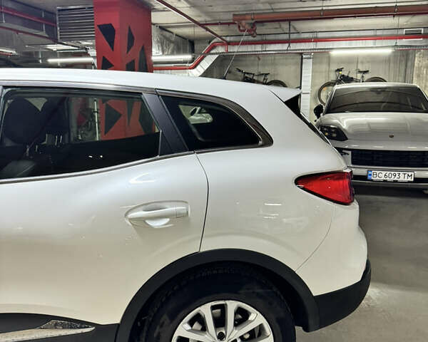 Білий Рено Kadjar, об'ємом двигуна 1.46 л та пробігом 150 тис. км за 16400 $, фото 17 на Automoto.ua