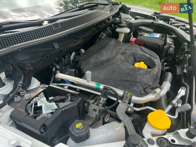 Білий Рено Kadjar, об'ємом двигуна 1.46 л та пробігом 249 тис. км за 15500 $, фото 10 на Automoto.ua