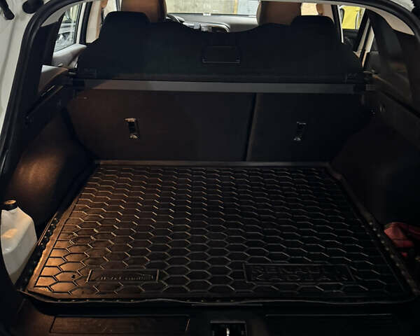 Білий Рено Kadjar, об'ємом двигуна 1.46 л та пробігом 150 тис. км за 16400 $, фото 45 на Automoto.ua