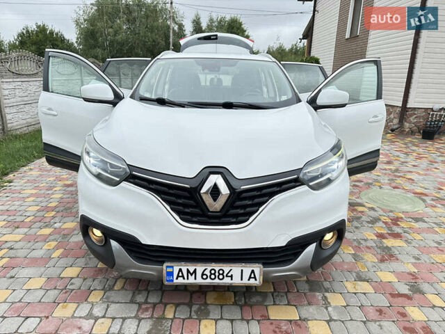 Білий Рено Kadjar, об'ємом двигуна 1.6 л та пробігом 210 тис. км за 13799 $, фото 9 на Automoto.ua