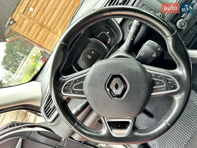 Білий Рено Kadjar, об'ємом двигуна 1.6 л та пробігом 210 тис. км за 13799 $, фото 41 на Automoto.ua
