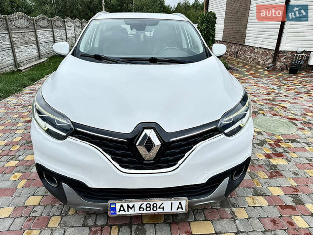 Білий Рено Kadjar, об'ємом двигуна 1.6 л та пробігом 210 тис. км за 13799 $, фото 1 на Automoto.ua