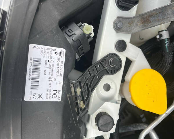 Білий Рено Kadjar, об'ємом двигуна 1.46 л та пробігом 249 тис. км за 15500 $, фото 11 на Automoto.ua