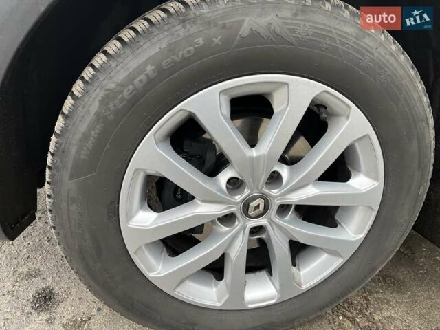 Білий Рено Kadjar, об'ємом двигуна 1.46 л та пробігом 162 тис. км за 16750 $, фото 19 на Automoto.ua