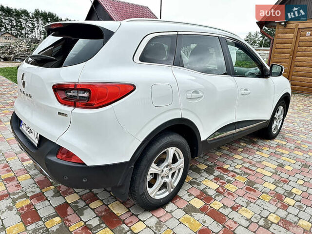Білий Рено Kadjar, об'ємом двигуна 1.6 л та пробігом 210 тис. км за 13799 $, фото 4 на Automoto.ua