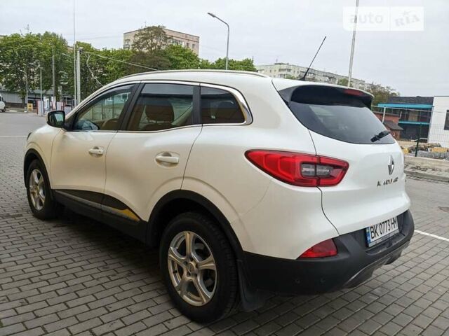 Белый Рено Kadjar, объемом двигателя 1.6 л и пробегом 292 тыс. км за 14850 $, фото 8 на Automoto.ua