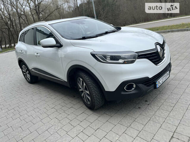 Белый Рено Kadjar, объемом двигателя 1.5 л и пробегом 240 тыс. км за 15600 $, фото 11 на Automoto.ua