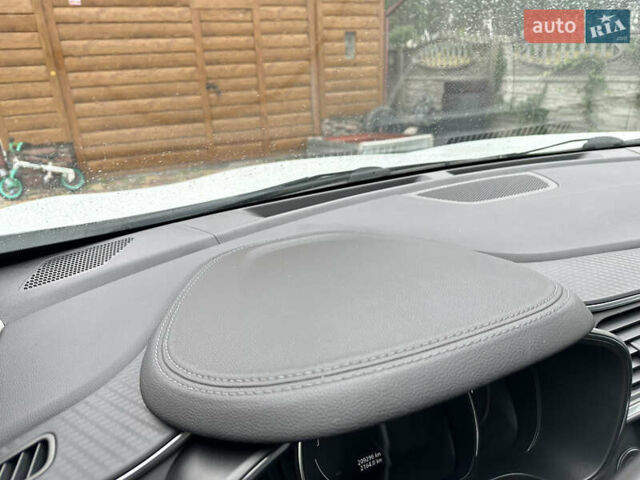 Білий Рено Kadjar, об'ємом двигуна 1.6 л та пробігом 210 тис. км за 13799 $, фото 46 на Automoto.ua