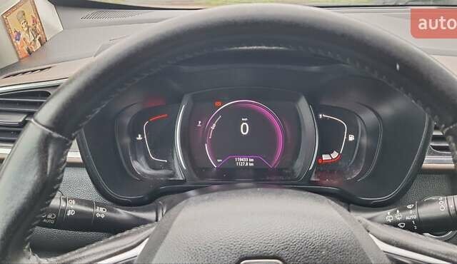 Белый Рено Kadjar, объемом двигателя 1.5 л и пробегом 119 тыс. км за 15800 $, фото 118 на Automoto.ua