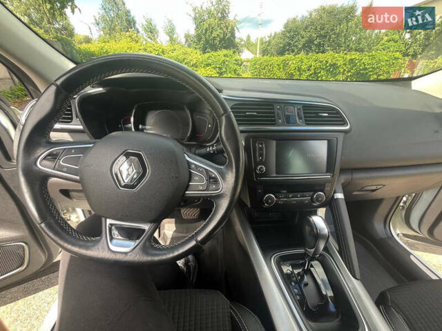Білий Рено Kadjar, об'ємом двигуна 1.46 л та пробігом 249 тис. км за 15500 $, фото 4 на Automoto.ua