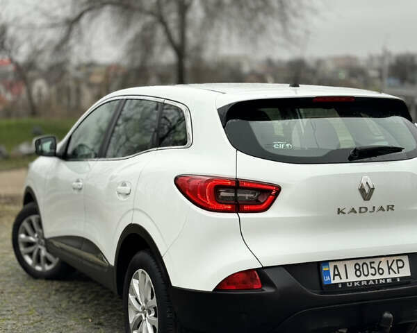 Белый Рено Kadjar, объемом двигателя 1.46 л и пробегом 177 тыс. км за 15900 $, фото 9 на Automoto.ua