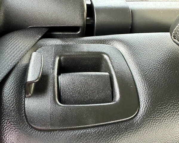 Белый Рено Kadjar, объемом двигателя 1.5 л и пробегом 230 тыс. км за 16000 $, фото 47 на Automoto.ua