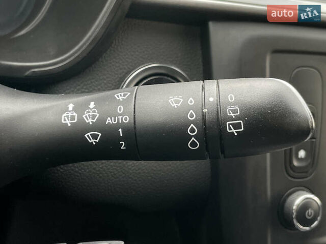Білий Рено Kadjar, об'ємом двигуна 1.5 л та пробігом 200 тис. км за 16899 $, фото 47 на Automoto.ua
