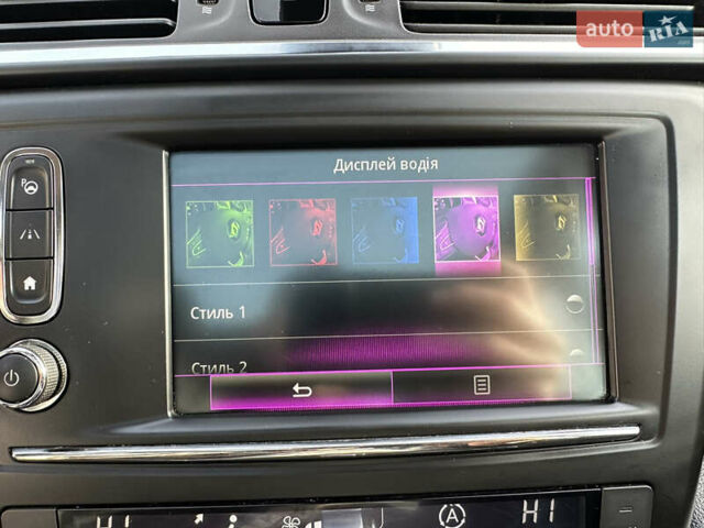 Белый Рено Kadjar, объемом двигателя 1.5 л и пробегом 230 тыс. км за 16000 $, фото 99 на Automoto.ua