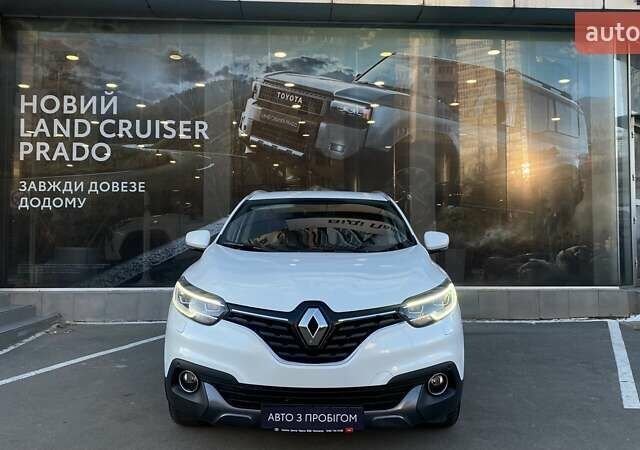 Белый Рено Kadjar, объемом двигателя 1.46 л и пробегом 100 тыс. км за 17485 $, фото 4 на Automoto.ua