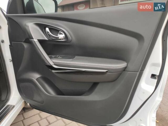 Белый Рено Kadjar, объемом двигателя 1.46 л и пробегом 210 тыс. км за 17200 $, фото 21 на Automoto.ua