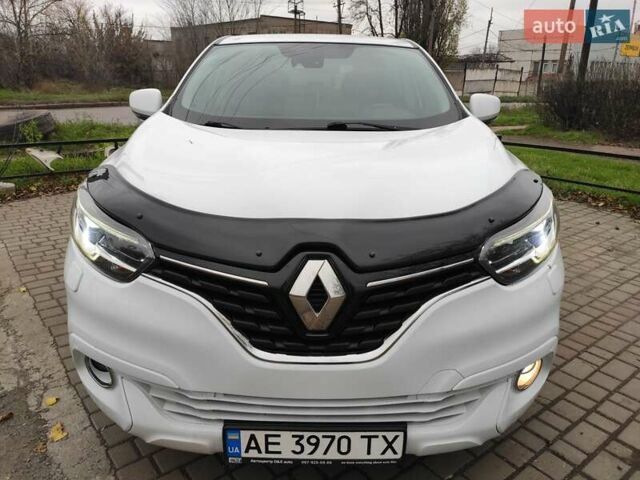 Белый Рено Kadjar, объемом двигателя 1.46 л и пробегом 210 тыс. км за 17200 $, фото 7 на Automoto.ua