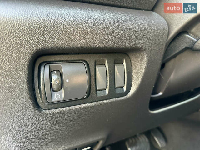 Белый Рено Kadjar, объемом двигателя 1.5 л и пробегом 230 тыс. км за 16000 $, фото 73 на Automoto.ua