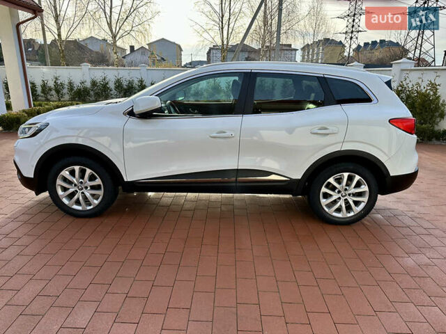 Белый Рено Kadjar, объемом двигателя 1.5 л и пробегом 230 тыс. км за 16000 $, фото 3 на Automoto.ua