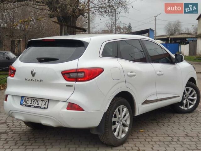 Белый Рено Kadjar, объемом двигателя 1.46 л и пробегом 210 тыс. км за 17200 $, фото 10 на Automoto.ua