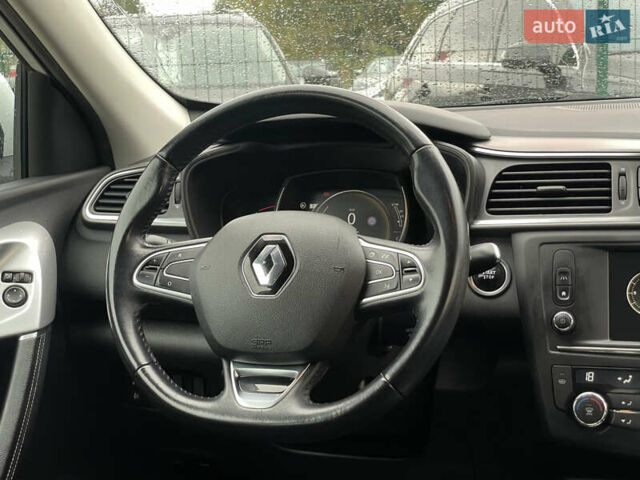 Білий Рено Kadjar, об'ємом двигуна 1.5 л та пробігом 200 тис. км за 16899 $, фото 34 на Automoto.ua