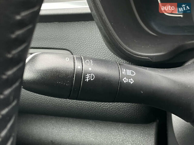 Білий Рено Kadjar, об'ємом двигуна 1.5 л та пробігом 200 тис. км за 16899 $, фото 45 на Automoto.ua
