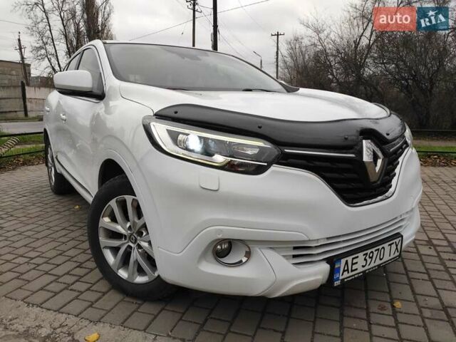 Белый Рено Kadjar, объемом двигателя 1.46 л и пробегом 210 тыс. км за 17200 $, фото 3 на Automoto.ua