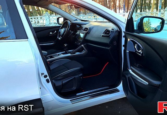 Белый Рено Kadjar, объемом двигателя 15 л и пробегом 173 тыс. км за 15900 $, фото 9 на Automoto.ua