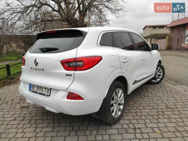 Белый Рено Kadjar, объемом двигателя 1.46 л и пробегом 210 тыс. км за 17200 $, фото 9 на Automoto.ua