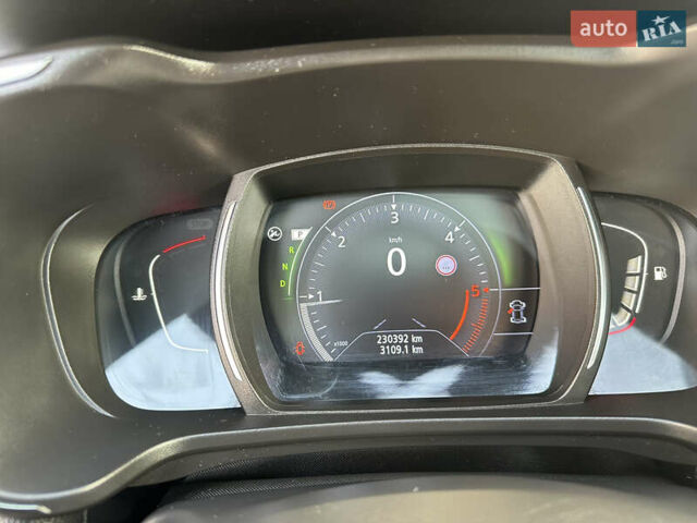 Белый Рено Kadjar, объемом двигателя 1.5 л и пробегом 230 тыс. км за 16000 $, фото 102 на Automoto.ua
