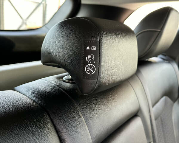 Белый Рено Kadjar, объемом двигателя 1.5 л и пробегом 230 тыс. км за 16000 $, фото 46 на Automoto.ua