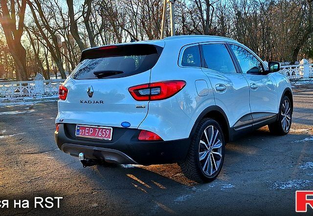 Белый Рено Kadjar, объемом двигателя 15 л и пробегом 173 тыс. км за 15900 $, фото 5 на Automoto.ua