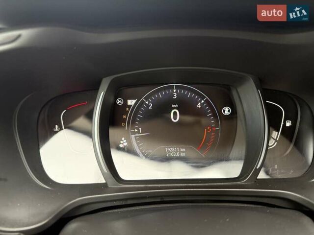 Белый Рено Kadjar, объемом двигателя 1.46 л и пробегом 192 тыс. км за 17700 $, фото 18 на Automoto.ua
