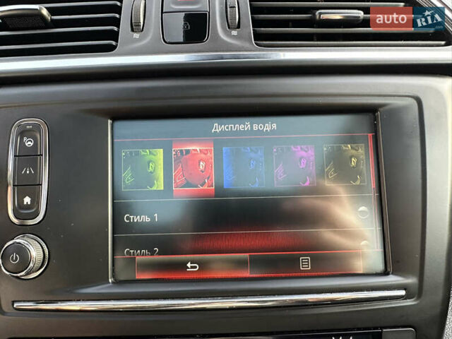 Белый Рено Kadjar, объемом двигателя 1.5 л и пробегом 230 тыс. км за 16000 $, фото 96 на Automoto.ua