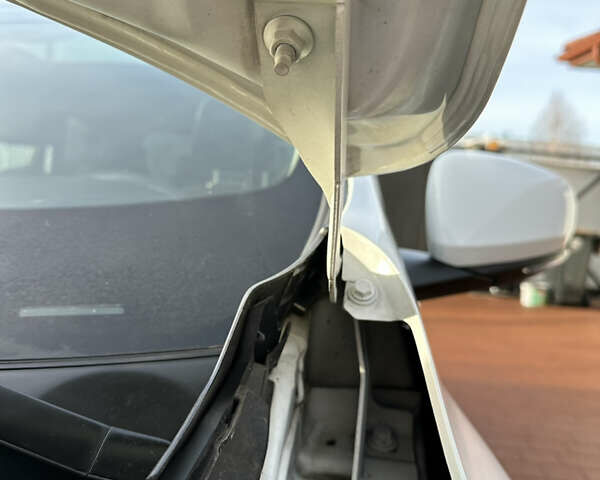 Белый Рено Kadjar, объемом двигателя 1.5 л и пробегом 230 тыс. км за 16000 $, фото 19 на Automoto.ua